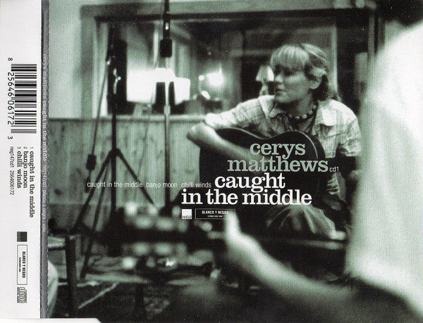 Cerys Matthews - Caught In The Middle (CD)
