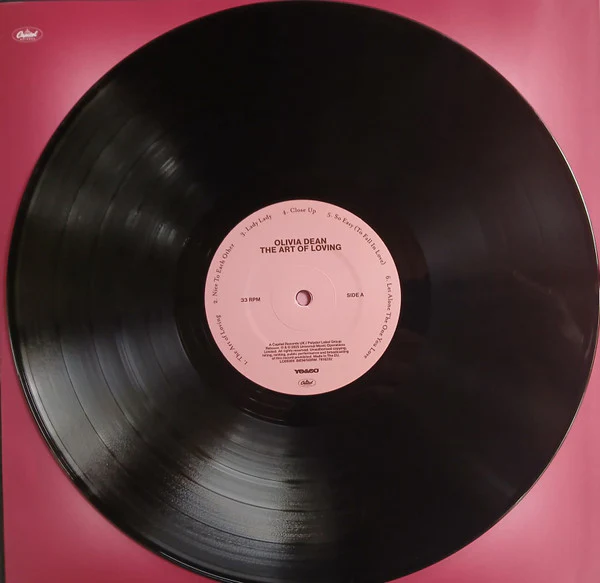 Olivia Dean - The Art Of Loving (Vinyl) - Image 4